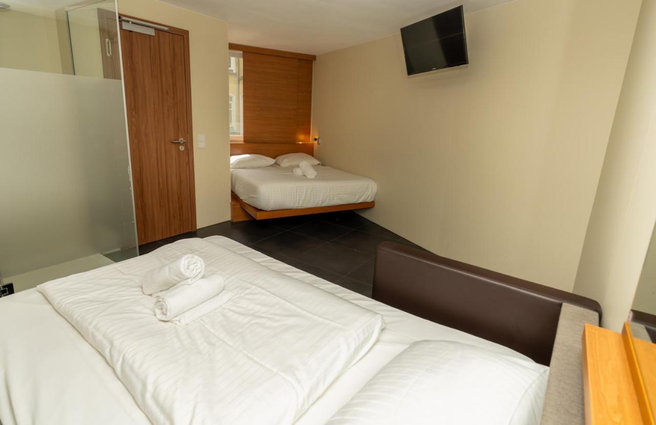 Hotel Duesseldorfer Hof 美因河畔法兰克福 外观 照片