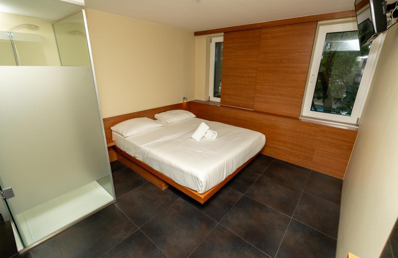 Hotel Duesseldorfer Hof 美因河畔法兰克福 外观 照片